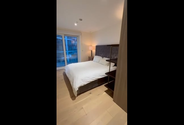 Super king en-suite room  Main Photo