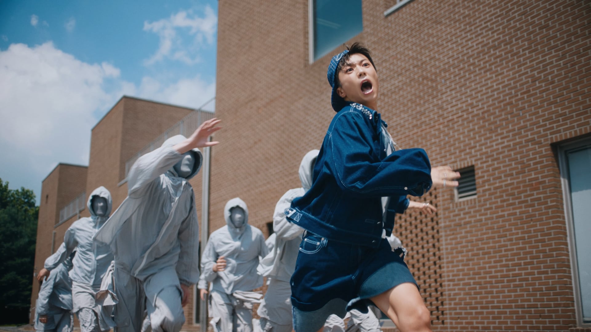 WooYoung - Think Too Much [Music Video]