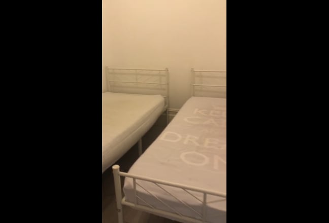 Furnished Master Room for Rent in Ilford IG1  Main Photo