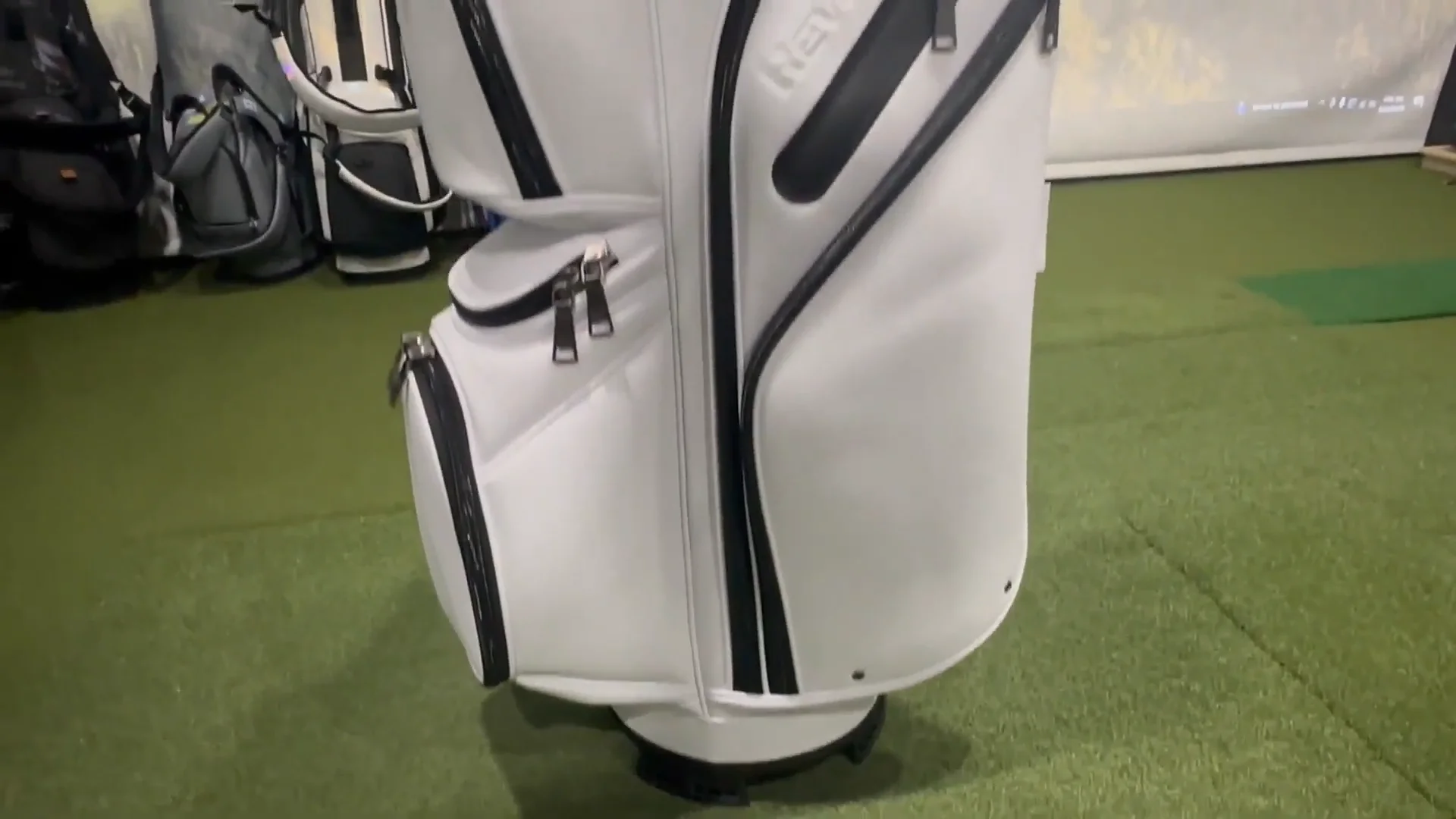 RevCore Lux Golf Cart Bag | Flat Base | 14-Way Velvet Dividers