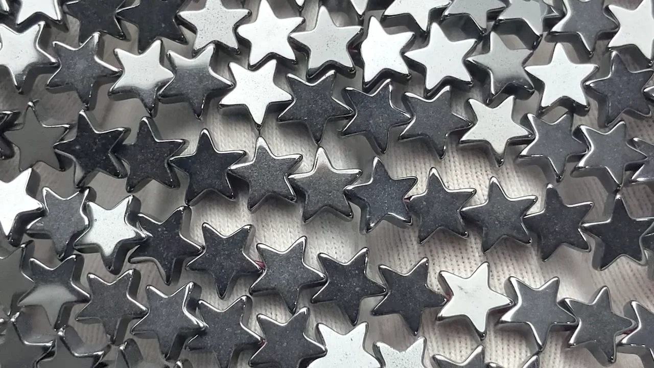 ヘマタイト ☆スター（星）6×6×2mm 1連（約36cm）｜天然石ビーズの卸