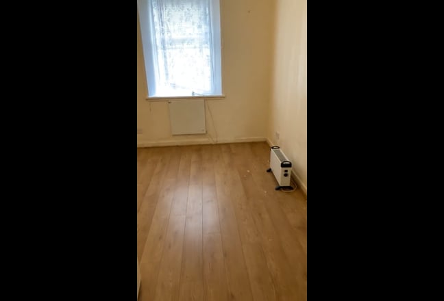 Studio with double bedroom Main Photo