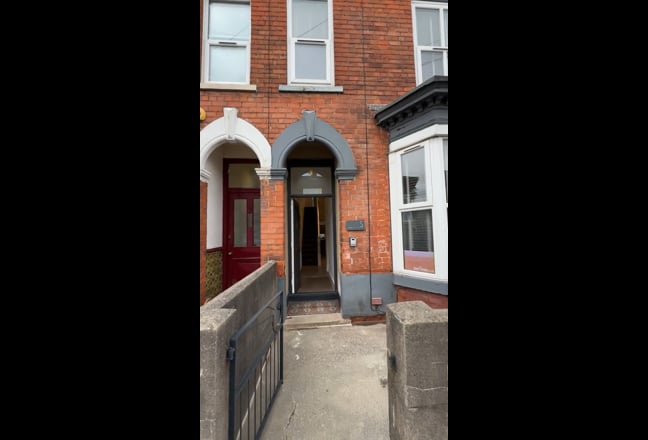 Vermont Street - 5 Bed HMO -Bills & Cleans Inc Main Photo