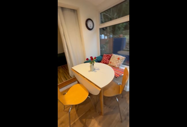 Brand new Town Centre Studio bedsit -available now Main Photo