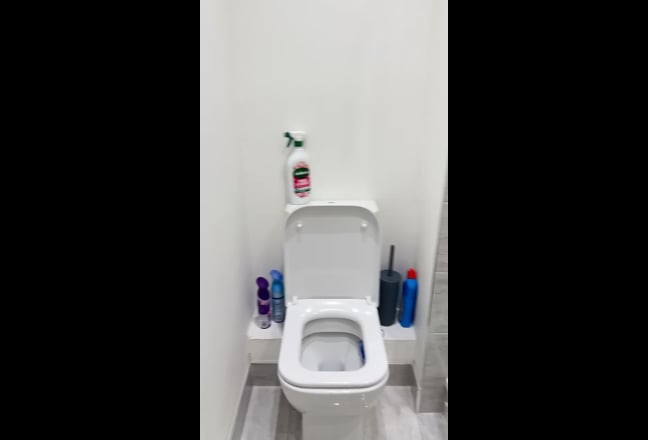 Luxury double room en-suite for rent. Main Photo