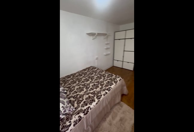 Large Double Bedroom  in a 2 bed flat - Bills Inc Main Photo