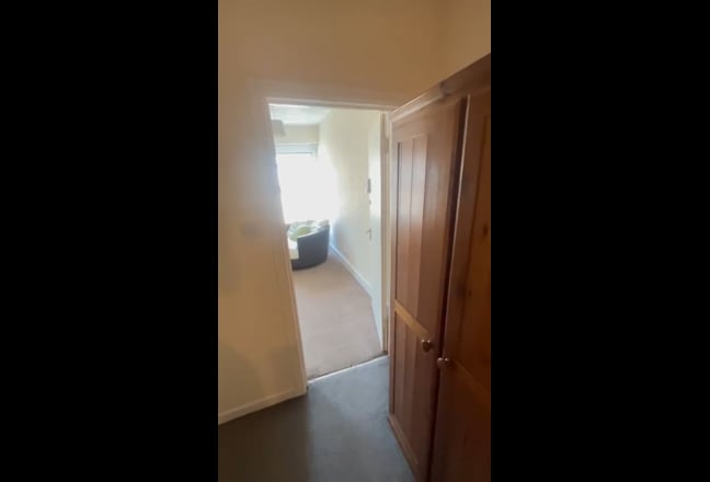 Large double room, all bills inc  Main Photo