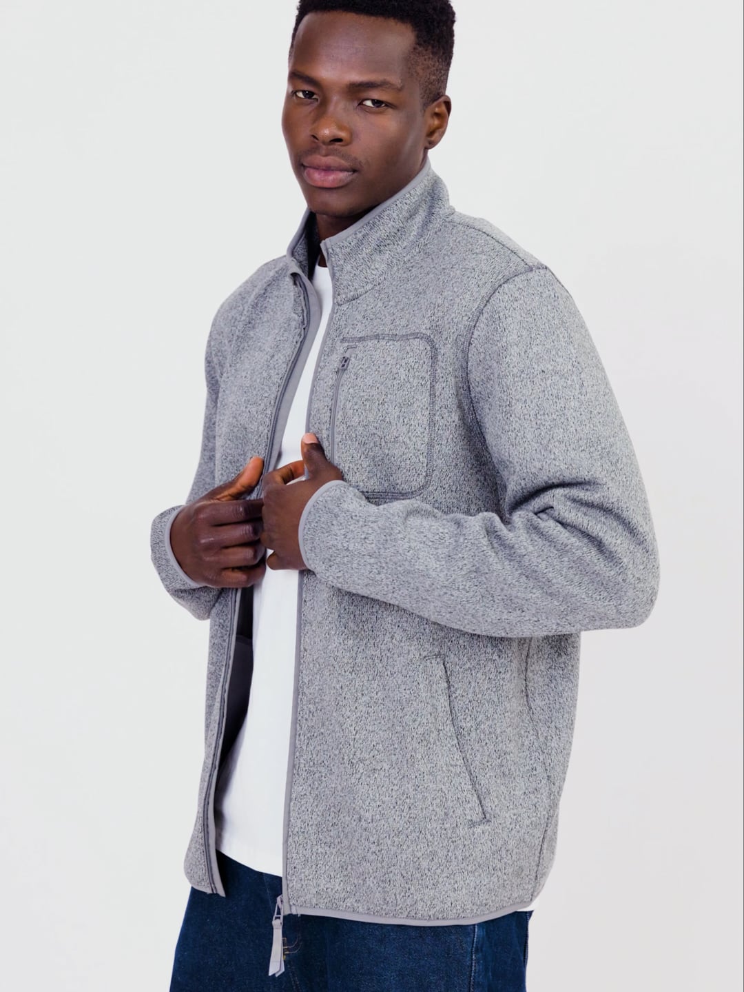 קרדיגן סרוג עם פליז