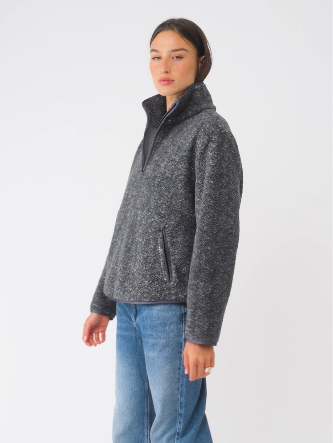 סווטשירט עם צווארון גבוה וחצי רוכסן SHERPA