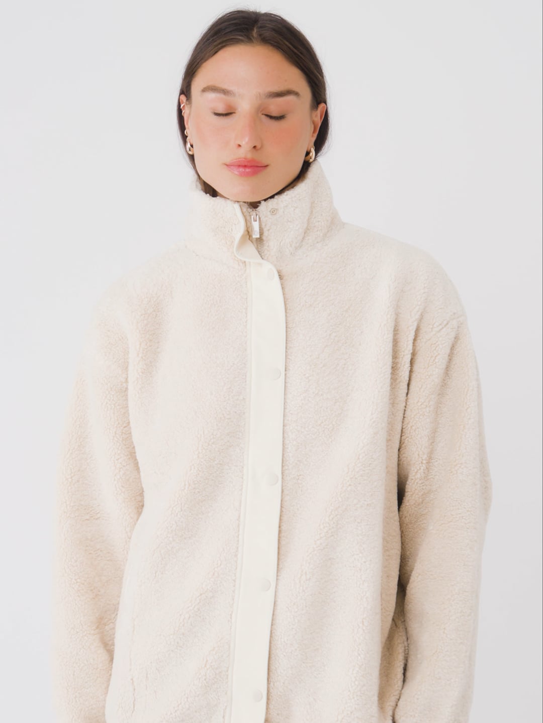 ג’קט עם צווארון גבוה SHERPA