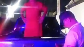 Polimaracaibo los "pilló" en pleno apogeo botando basura en la calle