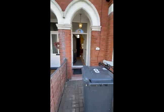 4 ROOMS TO RENT  Main Photo