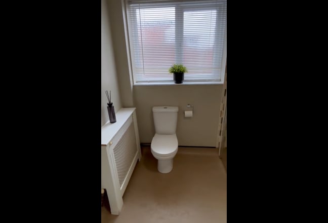 Luxury studio with private garden Main Photo