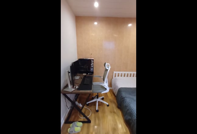 Dooble Room in 4 Bedroom House L6 Main Photo