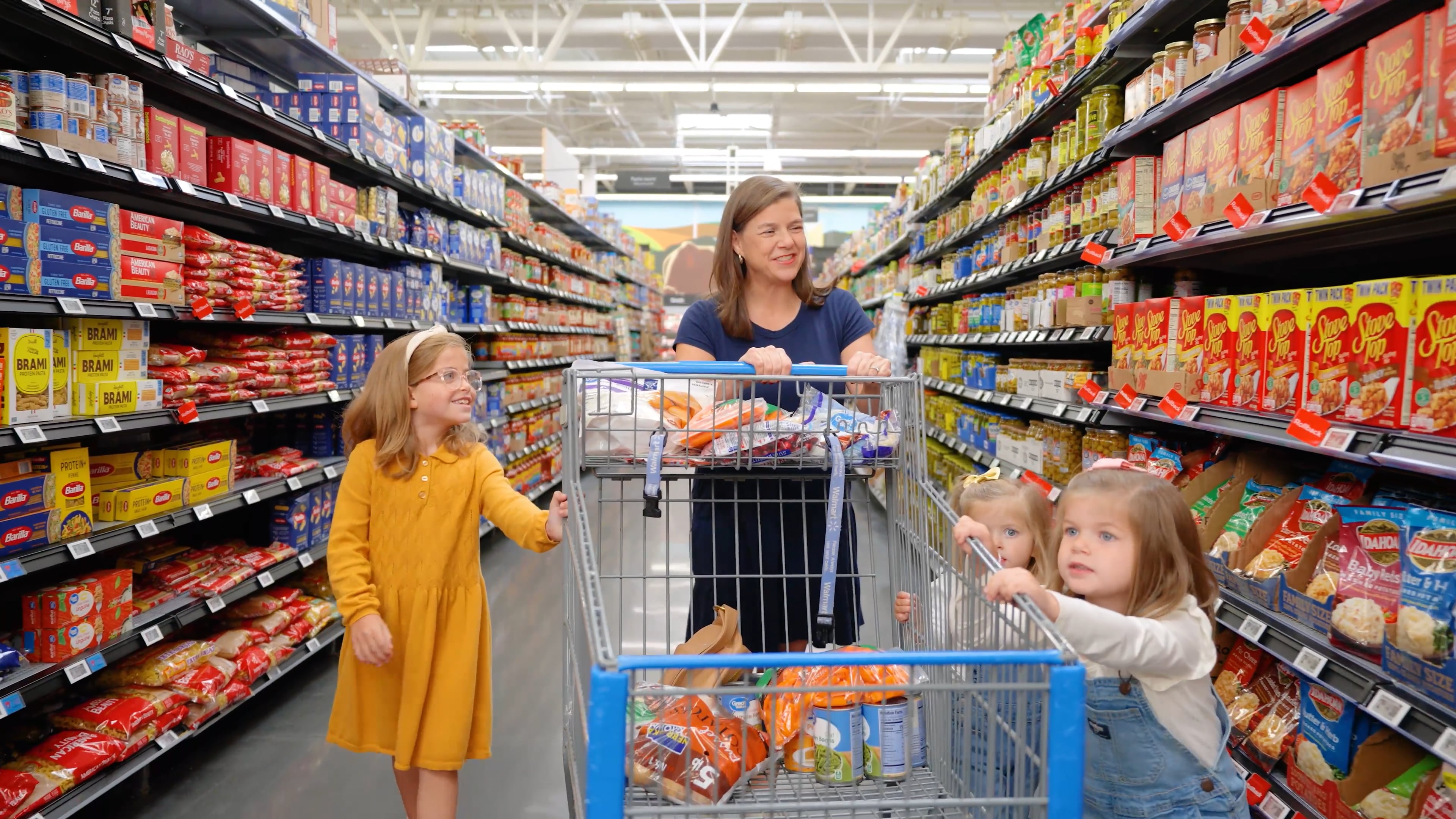 B-roll: Holiday Meal Basket 2025