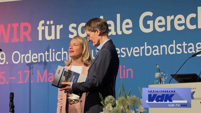 Jetzt der Nächstenpflege helfen! – Verena Bentele trifft den Gesundheitsminister