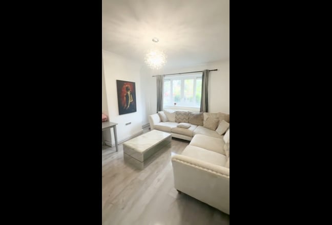 *HOTTT* 1 or 2 Bed Flat in Islington (N1) Main Photo