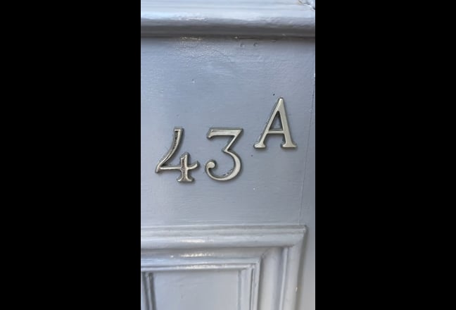 Period 3 Bed Maisonette with Private Garden  Main Photo