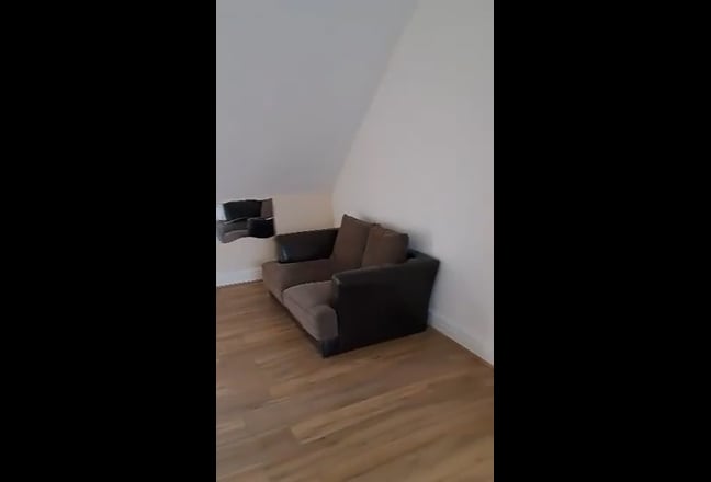 Large double en-suite  Main Photo