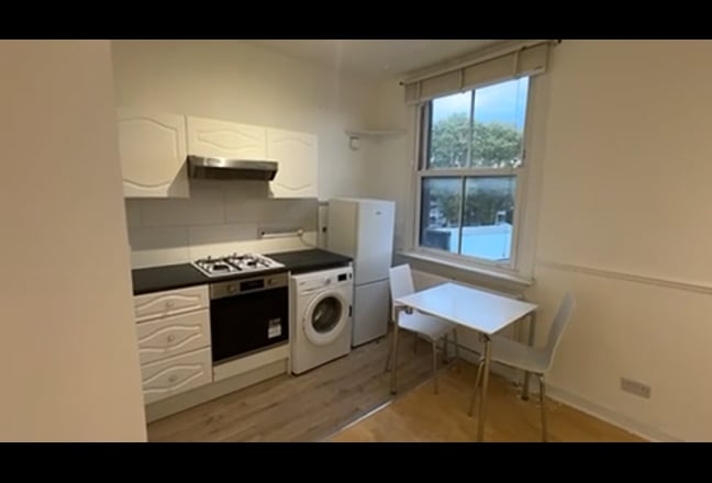 Newly Refurbished One Double Bedroom in Camden  Main Photo