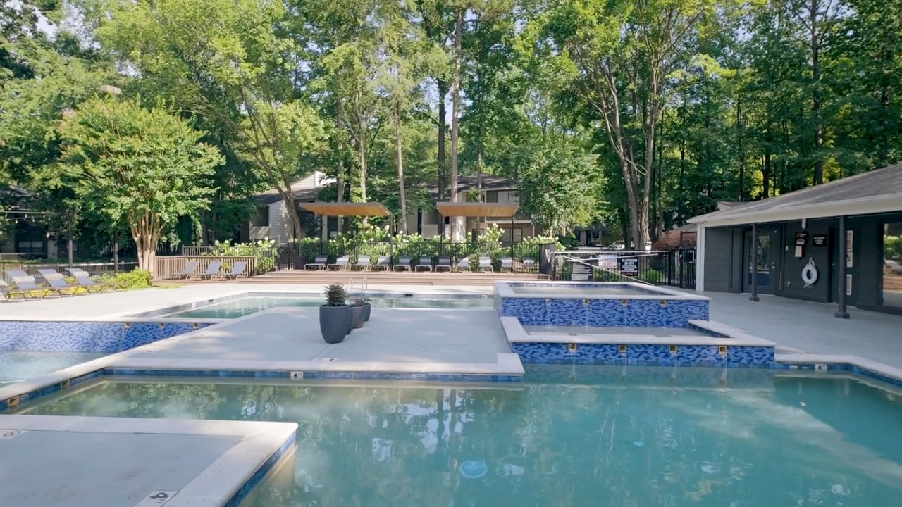 1100 Falls Creek Ln, Charlotte, NC 28209