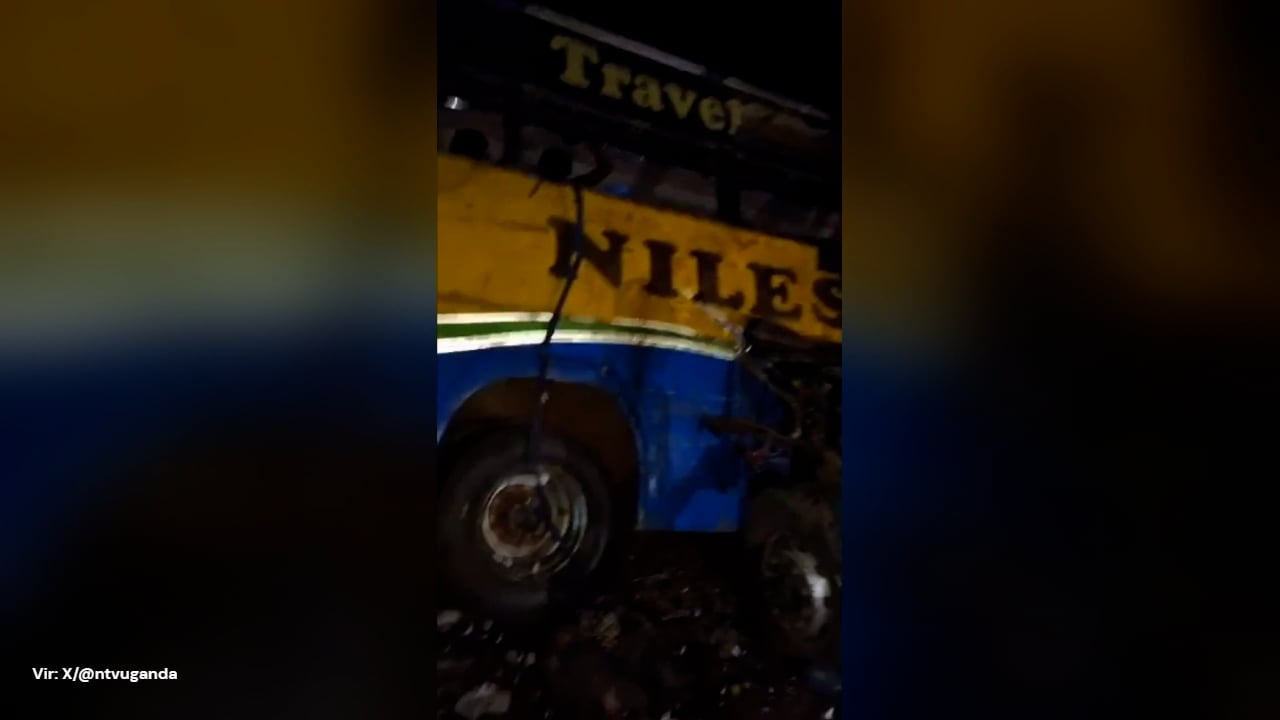 Grozljiva nesreča dveh avtobusov, umrlo je najmanj 46 ljudi