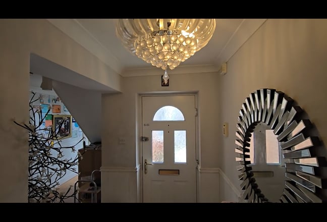 2 Lovely rooms & flat to rent in Highworth Swindon Main Photo
