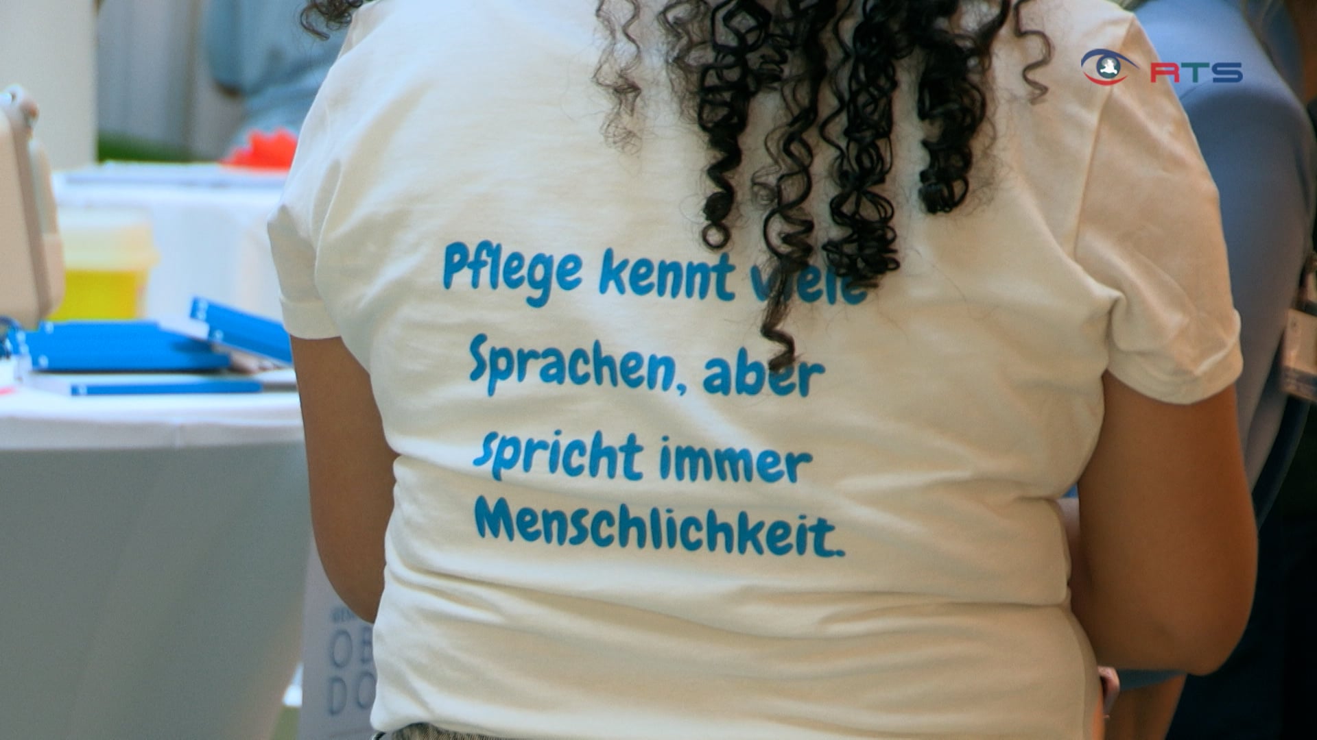 pflegestrasse-im-europark-2025-zwischen-sparkurs-und-leidenschaft-fuer-den-beruf