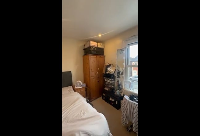 Double Room Available in Guildford (GU2 ) – £45 Main Photo