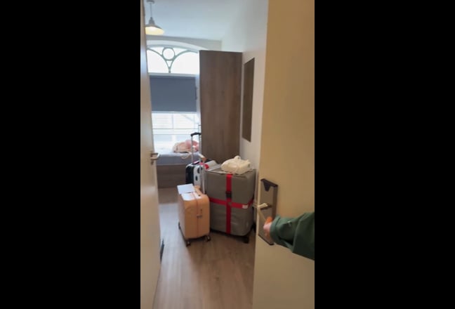 Leeds ensuite room for sublet urgently Main Photo