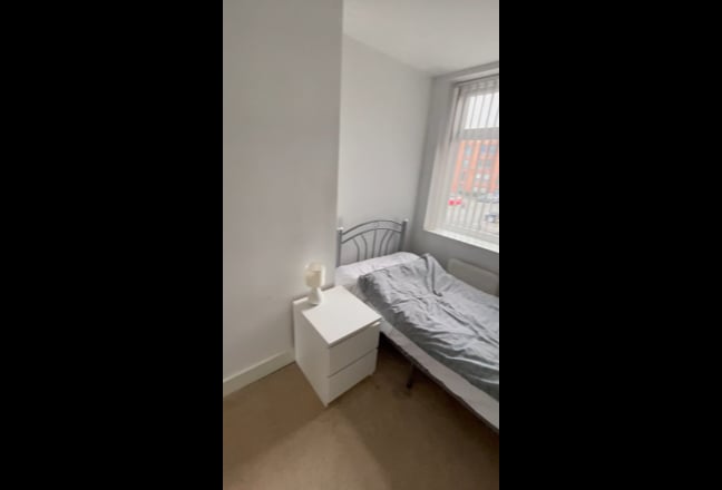 ‼️Room For Rent Salford M5 All Bills Included‼️ Main Photo