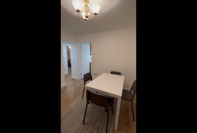 3 luxury rooms near Hospital Main Photo
