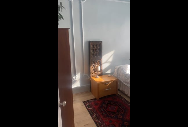 Charming Seafront 2 double bed Main Photo