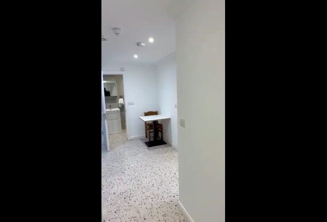 Stunning Brand New Two-Bedroom Flat in the Heart o Main Photo