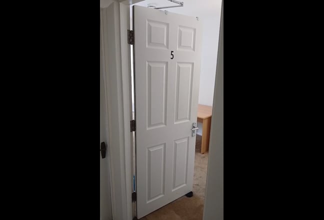 Video 1: Entrance with 3 car Parking