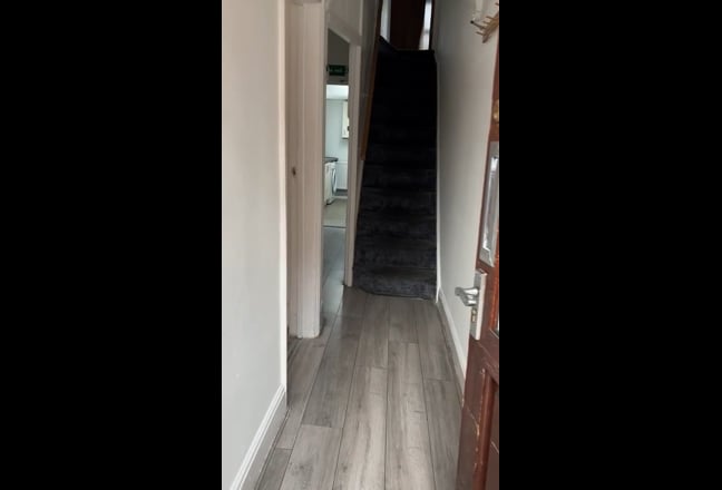 Oxford 5-Bed Near Station – No Bills Included Main Photo