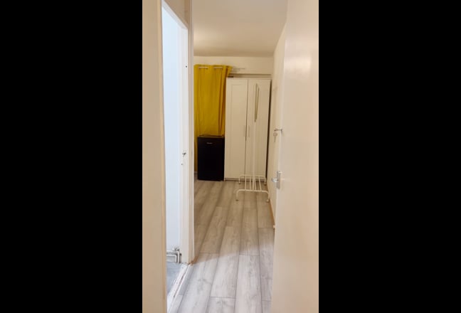 Double room next to Jubilee Campus  Main Photo