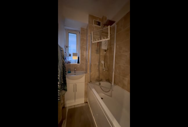Shoreditch Master Room Available 1st Oct!! Main Photo