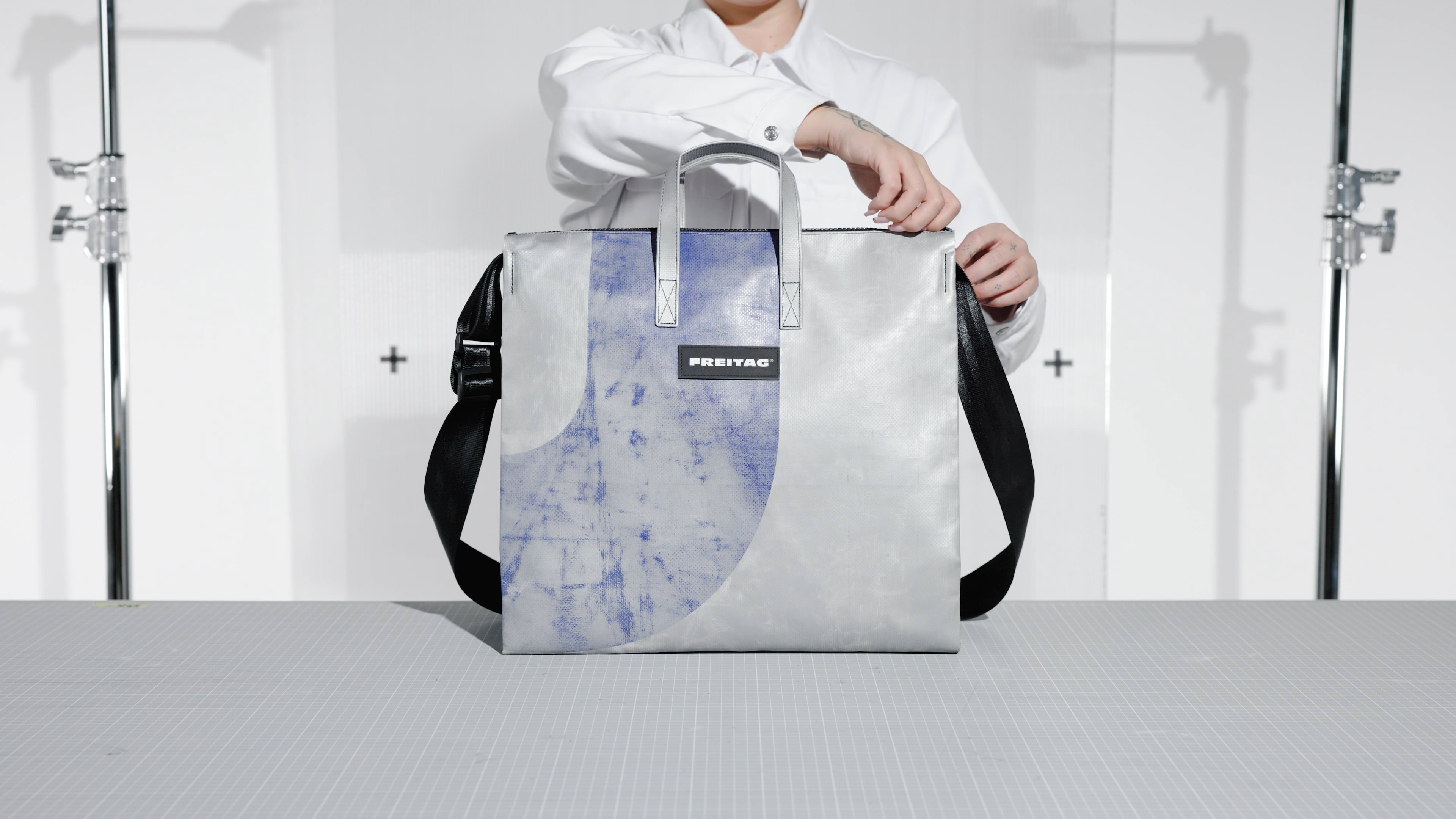 FREITAG - F275 TILDA | Videos & Movies on Vimeo