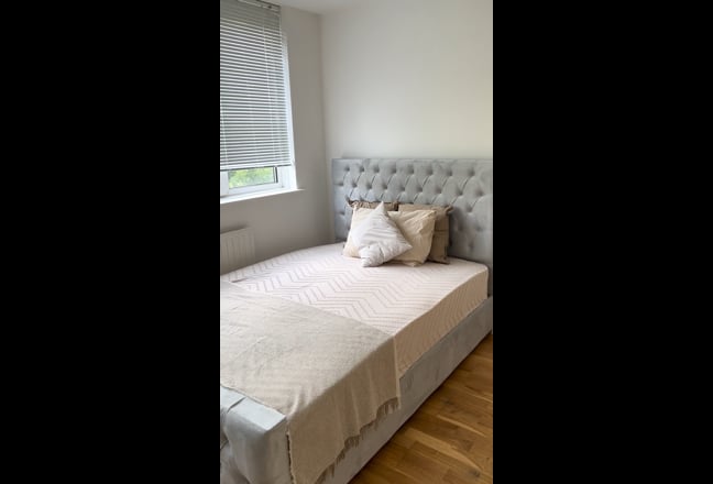 Gorgeous Double Room Close to Central London!! Main Photo