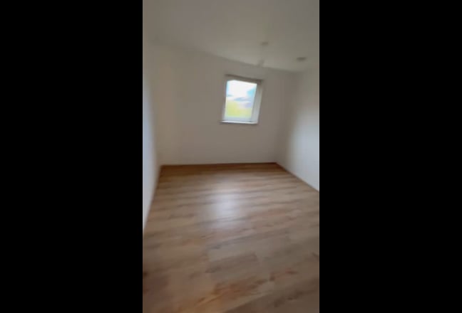 Spacious Double Room in Dennistoun Main Photo