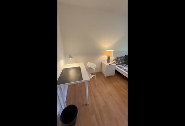 Beautiful Double Rooms Available in Bermondsey  Main Photo