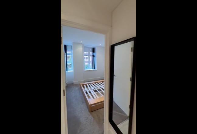 1 Bed Flat Bernhard House Main Photo