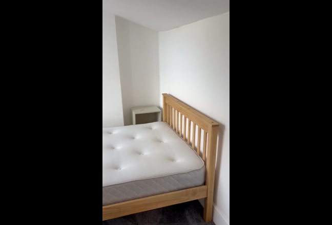 Great room in newly renovated house  Main Photo
