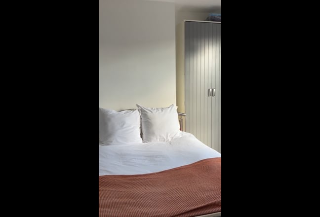 Moving to Bristol and looking for a place! Main Photo