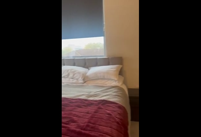 Flatmate wanted for a really beautiful apartment  Main Photo