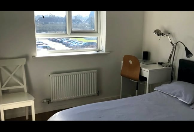 Fabulous room - Cambridge Darwin Green CB3 Main Photo