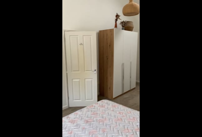 Lodger Required for friendly family home in Yatton Main Photo