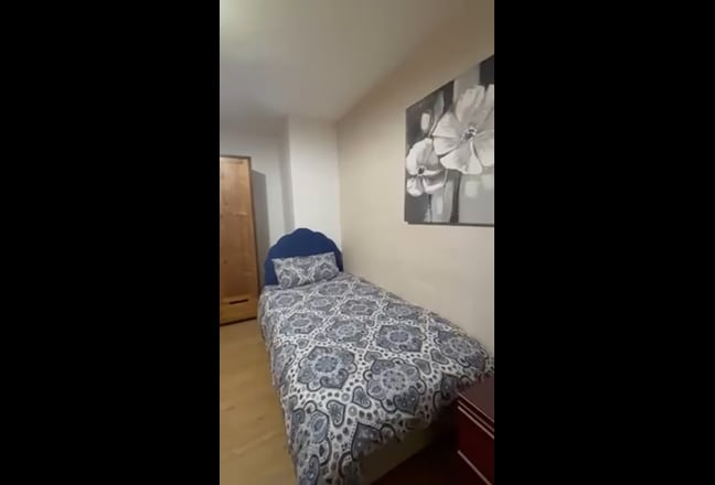3 Rooms available in Drumbrae area  Main Photo
