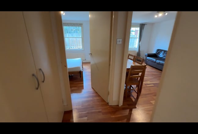 Whole 1 bed GARDEN flat in a quiet location N1 Main Photo
